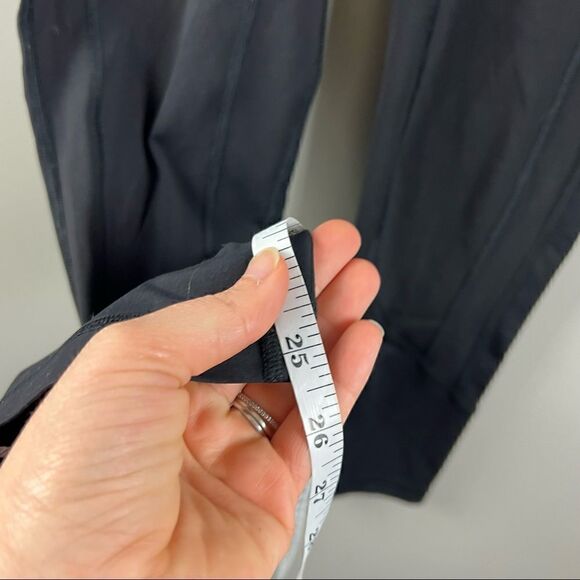 Lululemon speed tight V leggings black size 6 - Picture 4 of 10